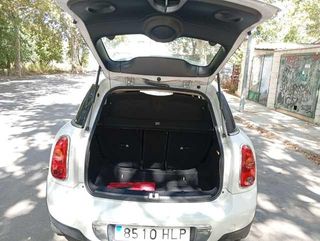 MINI MINI Countryman One D 66 kW (90 CV)