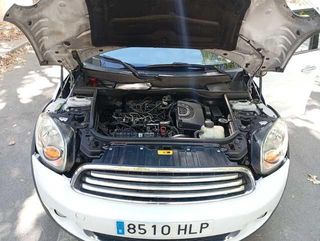 MINI MINI Countryman One D 66 kW (90 CV)