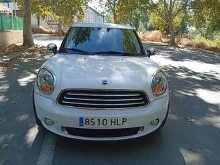 MINI MINI Countryman One D 66 kW (90 CV)