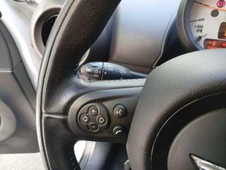MINI MINI Countryman One D 66 kW (90 CV)