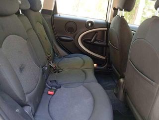 MINI MINI Countryman One D 66 kW (90 CV)