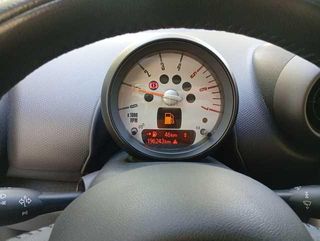 MINI MINI Countryman One D 66 kW (90 CV)