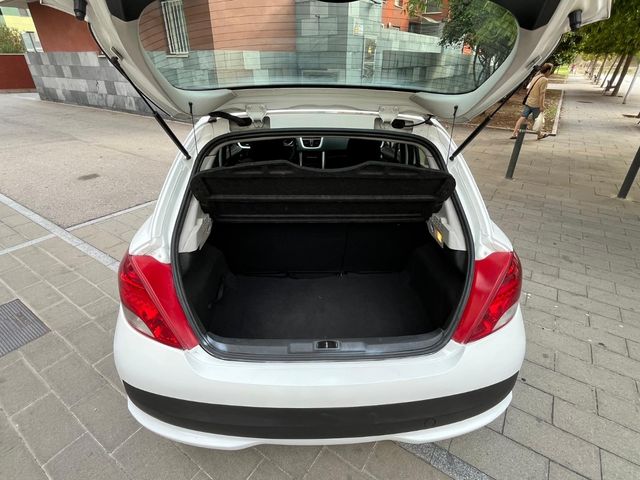 Peugeot 207Pus 1.4HDI 5p, año 2013, Impecable