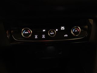 Opel Corsa-e 50kWh Elegance-e 100 kW (136 CV)