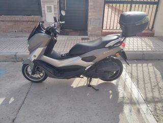 YAMAHA NMAX 125