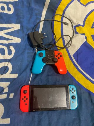 Nintendo Switch Roja y Azul