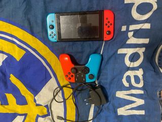 Nintendo Switch Roja y Azul