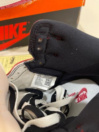 Jordan 1 Retro High OG Chicago Lost and Found 39