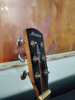 Guitarra Acústica Álvarez