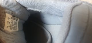 Zapatillas Lacoste en muy buen estado.Muy poco uso