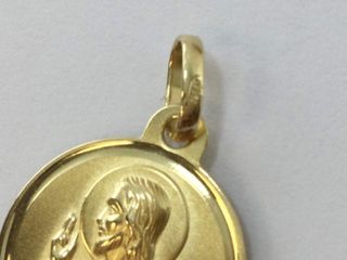 medalla oro 18k