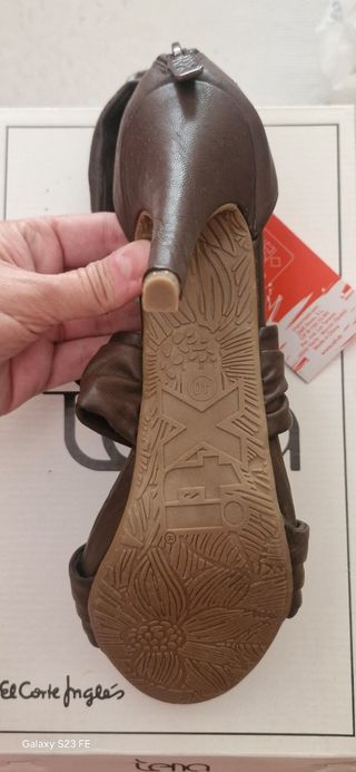 Zapatos de tacón marrones talla 40 sin estrenar