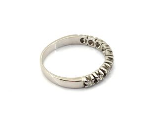 alianza oro 18k con piedra con diamante