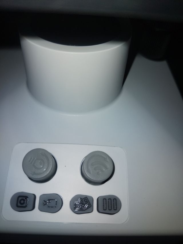 Microscopio semi profesional con pantalla