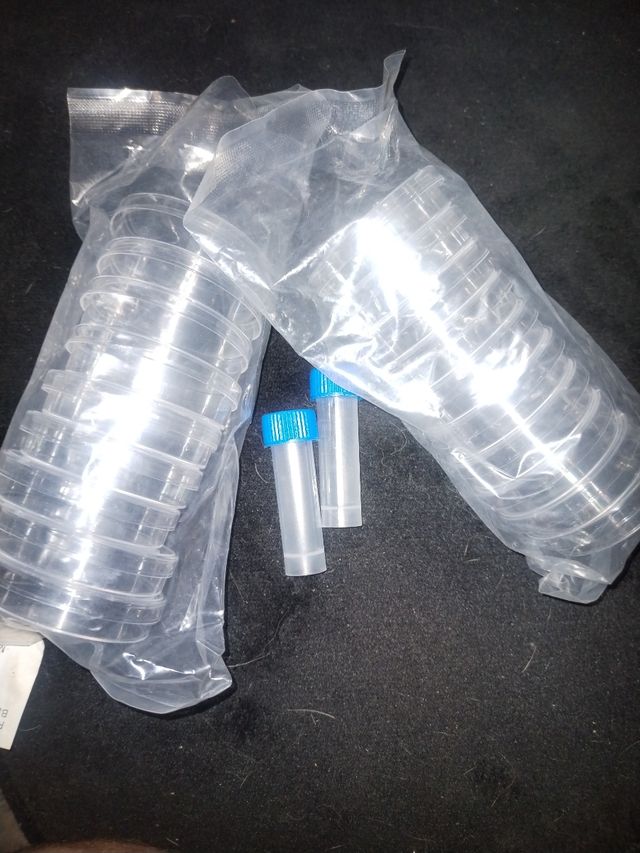 Microscopio semi profesional con pantalla