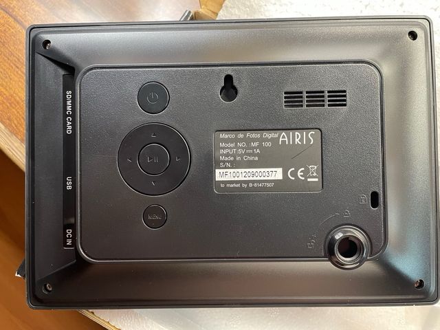 Marco Fotos Digital AIRIS MF100 Nuevo a estrenar