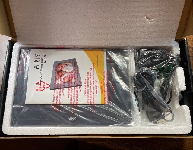 Marco Fotos Digital AIRIS MF100 Nuevo a estrenar