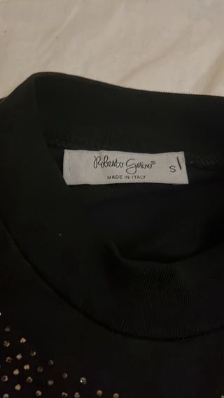 Maglia nera con brillantini