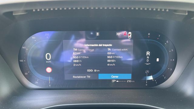 VOLVO VOLVO XC40 todoterreno 2.0 B3 PLUS DARK AUTO 5P