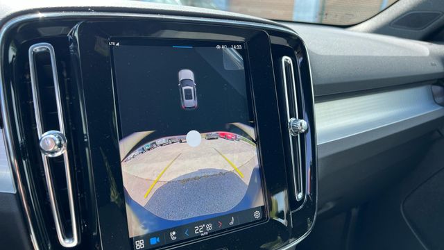 VOLVO VOLVO XC40 todoterreno 2.0 B3 PLUS DARK AUTO 5P