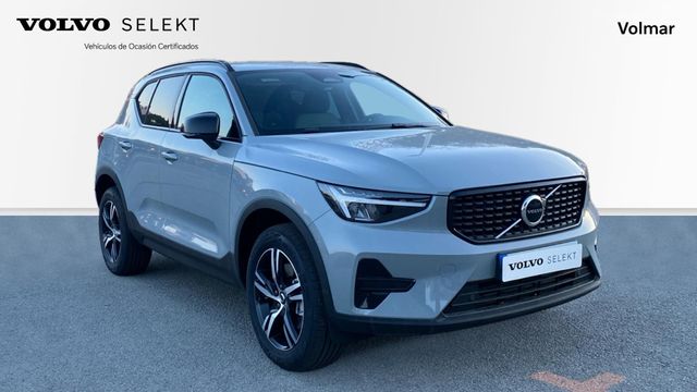 VOLVO XC40 2.0 B3 PLUS DARK AUTO 163 5P