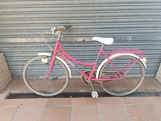 Bicicleta rosa BH Bolero