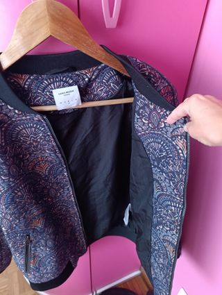 Cazadora azul estampada Vero Moda