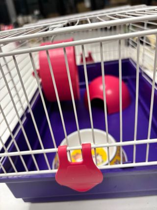 Jaula para hámster con accesorios