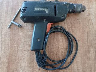 Taladro Black & Decker BD142-H1C