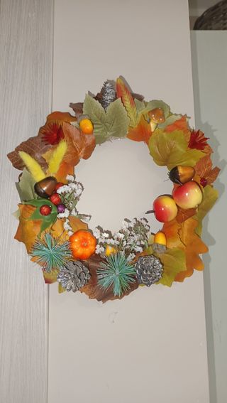Ghirlanda autunnale decorata
