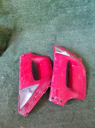 Tapas Laterales Peugeot Speedfight 2 Rojas
