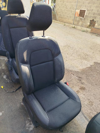 ASIENTO DELANTERO DERECHO RENAULT EXPRESS * | 0.2
