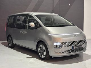 Hyundai Staria 2.2 CRDI 9S