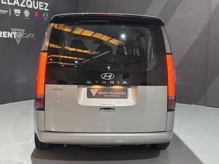 Hyundai Staria 2.2 CRDI 9S