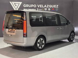 Hyundai Staria 2.2 CRDI 9S