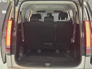 Hyundai Staria 2.2 CRDI 9S