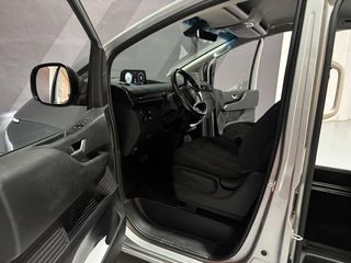 Hyundai Staria 2.2 CRDI 9S