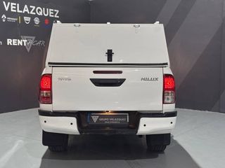 Toyota Hilux 2.4 D-4D Cabina Doble