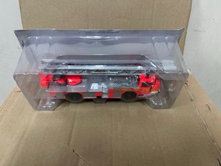 Camión de bomberos iveco magirus escala 1/43