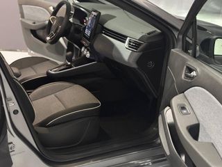 Renault Clio full hybrid E-Tech 145 (103Kw)