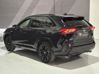 Toyota Rav4 2.5l 220H 4WD