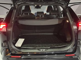 Toyota Rav4 2.5l 220H 4WD