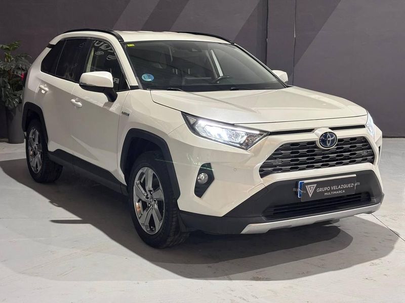 Toyota RAV4 2020, foto 3