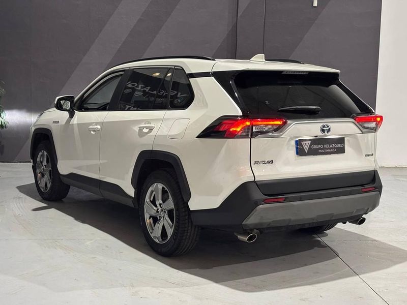 Toyota RAV4 2020, foto 5