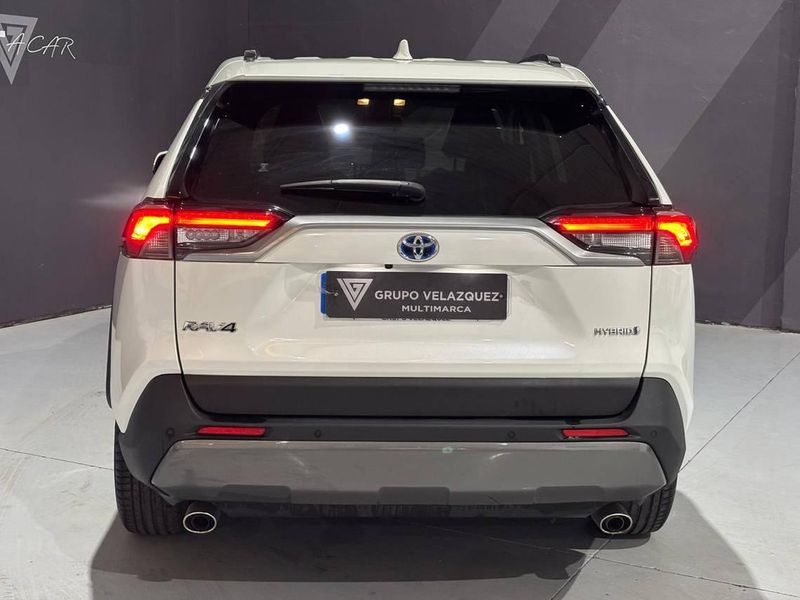 Toyota RAV4 2020, foto 6