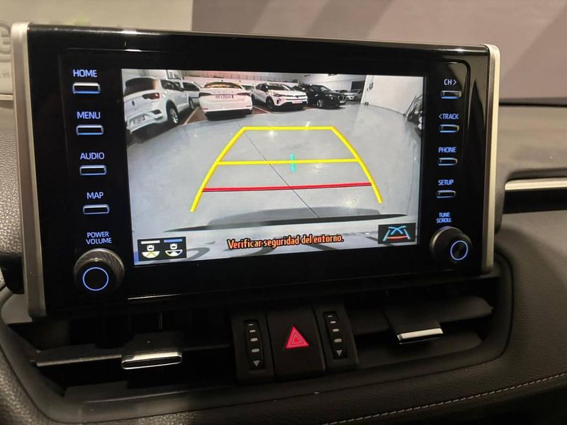 Toyota RAV4 2020, foto 23