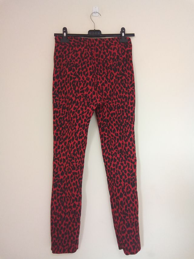 Pantalón Zara Estampado Leopardo Rojo Talla XS