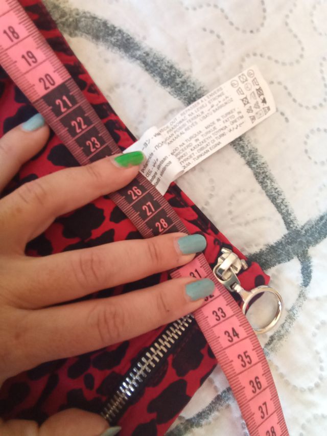 Pantalón Zara Estampado Leopardo Rojo Talla XS