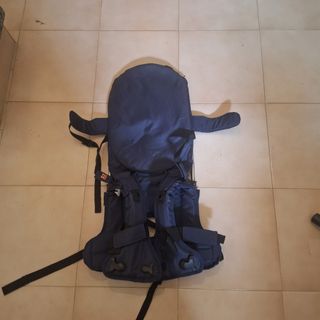 Minimeis mochila portabebés en muy buen estado.