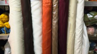 Lote 44 Telas de organza y gasa  de seda 100%